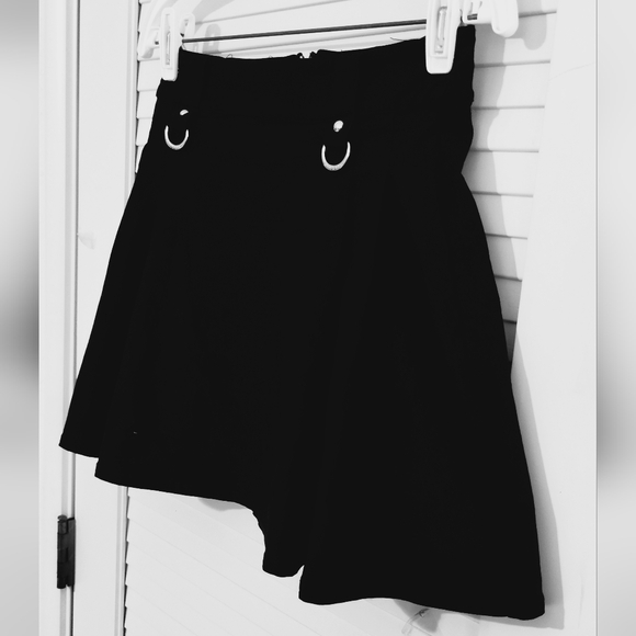 Vintage KILLSTAR Pleated, Back Zip Mini Skirt. - Picture 3 of 14